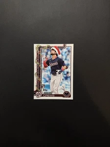 2025 Topps Holiday Dylan Crews #H46 Santa Hat Image Variation SSP - Bild 1 von 2