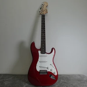 Fender Squier Standard Stratocaster 2004 Candy Apple Red - Picture 1 of 9