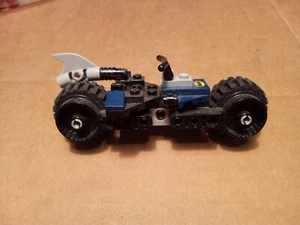 LEGO Batman Motorcycle - Picture 1 of 7