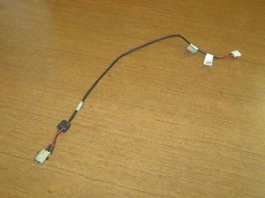 OEM!! TOSHIBA CLICK W35Dt-A3300 W35Dt SERIE CAVO PRESA ALIMENTAZIONE DC-IN DD0TI5AD100 - Foto 1 di 2