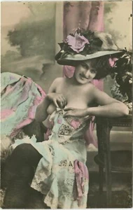 FRENCH NUDE, RISQUE, ORIGINAL 1910'S - Glamour Postcard - Picture 1 of 2