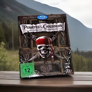 Pirates of the Caribbean 1-4 Collection + Bonus Disc 5 DVDs | Zustand: Neuwertig - Bild 1 von 13