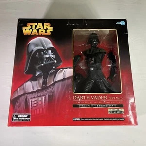 *STAR WARS DARTH VADER (EP3 VER.) 1/7 SCALE PRE-PAINTED SOFT VINYL MODEL KIT NEW - Picture 1 of 7