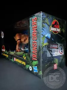 DEFLECTOR DC® Transformer Jurassic Park Tyrannocon Rex Autobot JP93 DISPLAY CASE - Picture 1 of 2