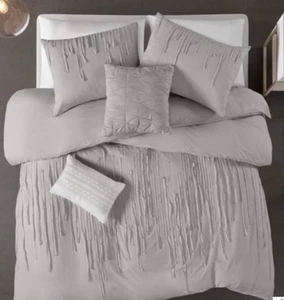 Urban Habitat Paloma Stripe Grey Full Queen 3 Piece 100% Cotton Duvet Cover Set - Picture 1 of 12