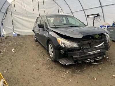 Conjunto de filtro de aire usado se adapta a: Subaru Impreza 2014 2,0 L con PZEV grado A Foto 1 de 4