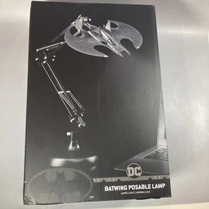 Batwing Posable Lamp DC Comics Batman 1989 Style New Unopened Rare - Picture 1 of 4