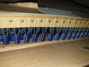 20pcs NOS PANASONIC JAPAN 4.7uF 160V HI END TUBE AMP CAPS FOR AUDIO! - Picture 1 of 4