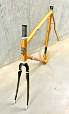 Дорожный велосипед Voodoo Rada / Туристическая Стальная Рама / Easton EC70 Полностью Карбоновая Вилка - Изображение 1 из 4