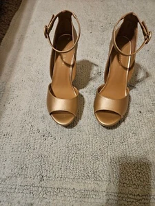 Sun and Stone Reetap Gold SM size 8 Chunky Heels - Picture 1 of 4