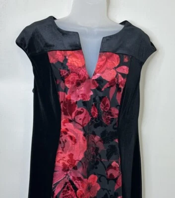 Vestido vaquero de terciopelo Connected Apparel para mujer 8 negro con panel estampado floral rojo Foto 1 de 4