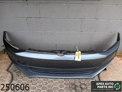 OEM 2011-2014 Volkswagen Jetta 2.5L Front Bumper Assembly Foto 1 de 4