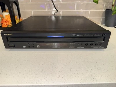 ONKYO DV-CP702 6 discos reproductor de DVD CD/MP3/WMA/DVD cambiador sin control remoto probado Foto 1 de 4