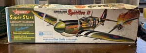 Comet Super Stars British Supermarine Spitfire II Balsa Model Kit 1620 Complete - Picture 1 of 15