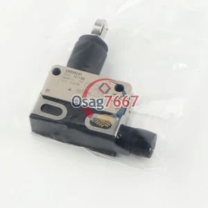 One Omron D4E-1E10N travel limit switch brand new - Picture 1 of 20
