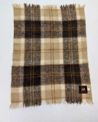 Bufanda de lana The Edinburgh Woollen Mill marrón beige a cuadros flecos rectangulares Foto 1 de 4