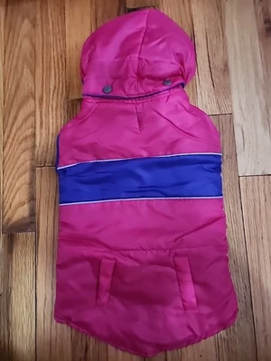 Собака BRITE полоски парка East Side коллекции средний новый с Ярлыками розовый - Изображение 1 из 4