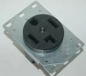 Presa asciugatrice Cooper 1257-SP, 30A-125/250V 3 poli 4 fili - Foto 1 di 5