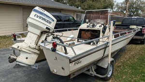 19 ft Fishin Ski Barge '88 - Evinrude 115hp '95 and trailer