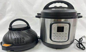 Instant Pot 11-in-1 Duo Crisp Pressure Cooker Air Fryer 8 Quart - Pre-Owned - Picture 1 of 7