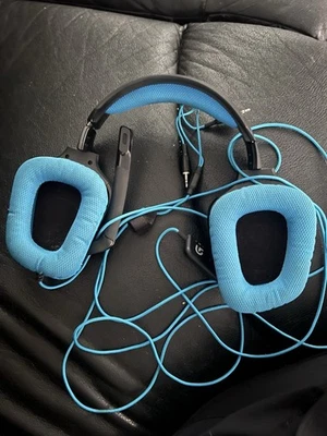 Logitech G430 Black/Blue Over the Ear Gaming Headset - Image 1 of 4
