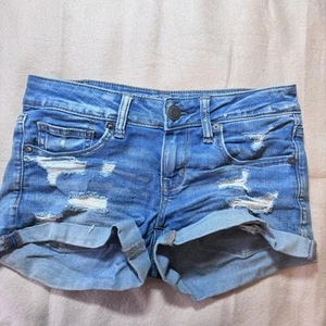American Eagle Size 4 Super Stretch Roll Cuff Shortie Denim Jean Shorts Q16 - Picture 1 of 12