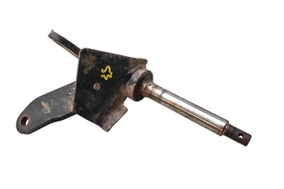 87 Polaris Cyclone 250 2x4 Front Right Spindle Knuckle - Image 1 of 3