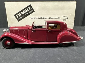 1938 Rolls-Royce Phantom III 1:24 Scale Diecast Car Red Vino - Picture 1 of 24