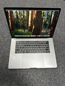 2018 Apple MacBook Pro 15" Touch Bar i7 2.6ghz -BATTERY/LCD WHITE SPOTS/KEYBOARD - Picture 1 of 8