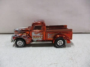 Johnny Lightning Kiss 1940 Ford - Picture 1 of 5