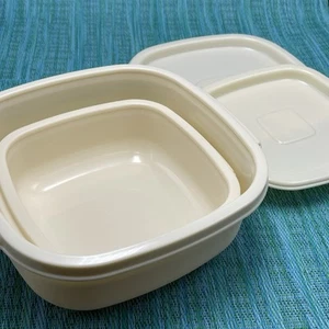 2 Vintage Rubbermaid Behälter 2 & 6 Tassen Quadratisch 2243 2247 Mandeln verschachtelt mit Deckel - Bild 1 von 11