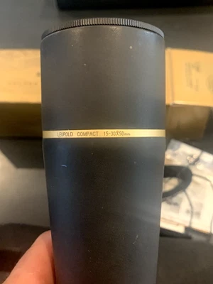 Mira telescópica compacta Leupold 120375 15-30x 50 mm Foto 1 de 2