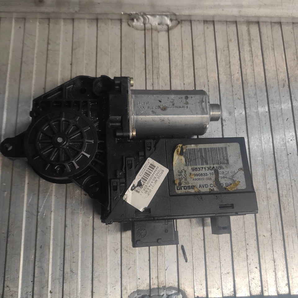 Peugeot 307 2004 conductor puerta delantera derecha ventana motor 9637130680 Foto 1 de 3