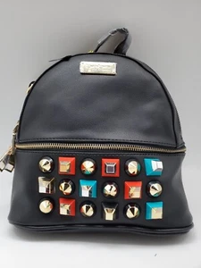 Nuevo BEBE Sadie Negro Tachonado Mini Mochila Estrás Cartera Bolso de Mano $89 - Imagen 1 de 7