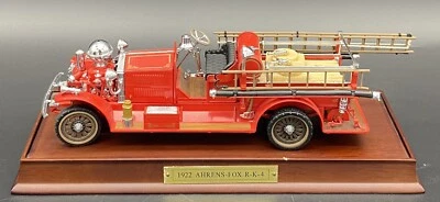 1922 Ahrens Fox R-K-4 Pumper Fire Truck 1:32 scale  Die-Cast R11TL77 Exemplary ! - Image 1 of 4