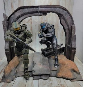 Halo 5: Guardians Limited Collectors Edition Statue Xbox One Extra Head & Game  - Bild 1 von 15