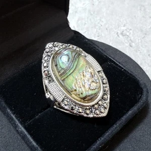 RETRO Abalone Ring Size Z+1 (13) Silver Tone Marquise Marcasite Kitsch Costume - Picture 1 of 7