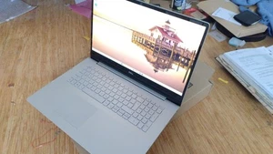 Dell Inspiron 7791 2in1 Laptop 17 Zoll Full HD  intel i7-10510U 16gb + neuer 1tb - Bild 1 von 11