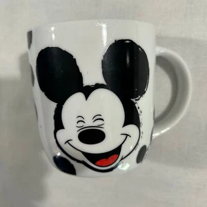 Mickey Mouse Disney Coffee Mug Like New - Picture 1 of 5