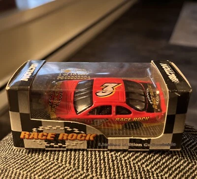 1998 Pontiac Race Rock Action 1:10,080 - Image 1 of 2