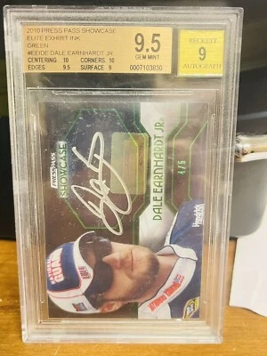2010 Press Pass Showcase Elite Exhibit Ink Green 4/5 Dale Earnhardt Jr Auto 9.5 - Image 1 of 4