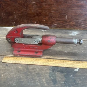Vintage Wall Mount Small Press Model T-109 (Missing Parts) PT Branded - Picture 1 of 15