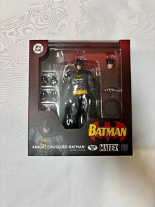 MAFEX No.270 Knight Crusader Batman BLACK Ver. MEDICOM TOY EXHIBITION 2025 Japan - Picture 1 of 16