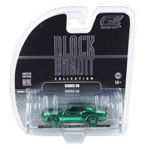 Green Chrome Super 1/64 2016 Dodge Challenger R/T Hemi Black Bandit #30 28170-A - Picture 1 of 3