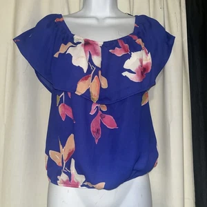 Sienna Sky Women’s Size Small Blue Floral Top Short Sleeve - Picture 1 of 2