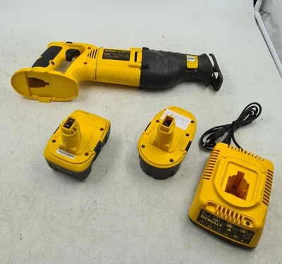 Lot of 4 Dewalt Cordless Power Tools - For Parts/Repair - Image 1 of 4