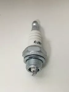 CJ8Y New Champion CJ8Y 848 Copper Plus Small Engine Replacement - Picture 1 of 2