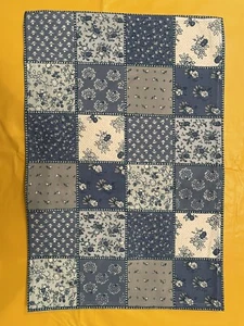 6 Platzdeckchen Sets Patchwork blau indisches Design geblümtes Muster 30x45 cm - Bild 1 von 3