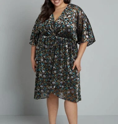 NUEVO Vestido de Terciopelo Modcloth Profundidades Dramáticas Talla 2X Negro Floral $119 Floral Ala de Murciélago Foto 1 de 4