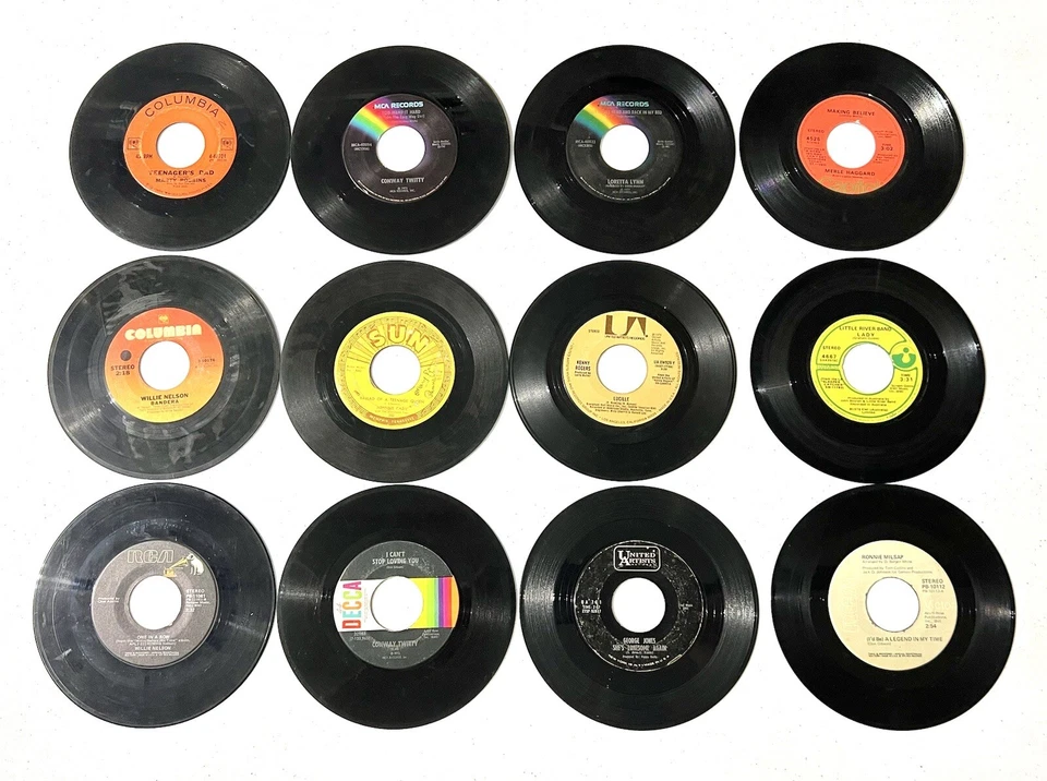 Country Vinyl 45 Lot of 19 7" singles Conway Twitty Cash Haggard Nelsen Milsap Foto 1 de 4